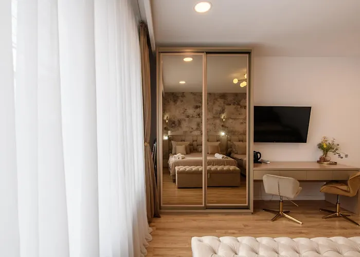 Eden Central Boutique Suites - Garden & Spacious Apartments Cluj-Napoca