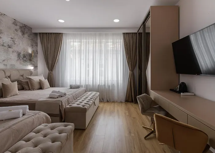 Eden Central Boutique Suites - Garden & Spacious Apartments Cluj-Napoca