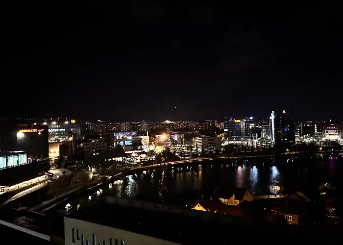 Lakeside Apartment By Iulius Mall-Private Parking Cluj-Napoca