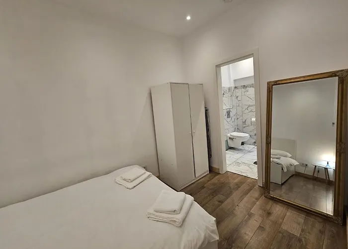 Ultra-Central Cozy Flat, Steps From Everything Cluj-Napoca