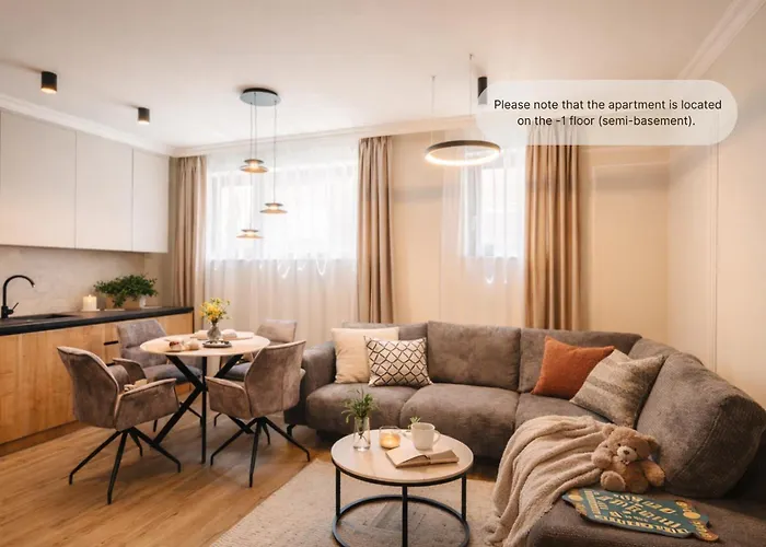 Elegant 2Br Escape - Zorilor Charm With Parking Apartment Cluj-Napoca
